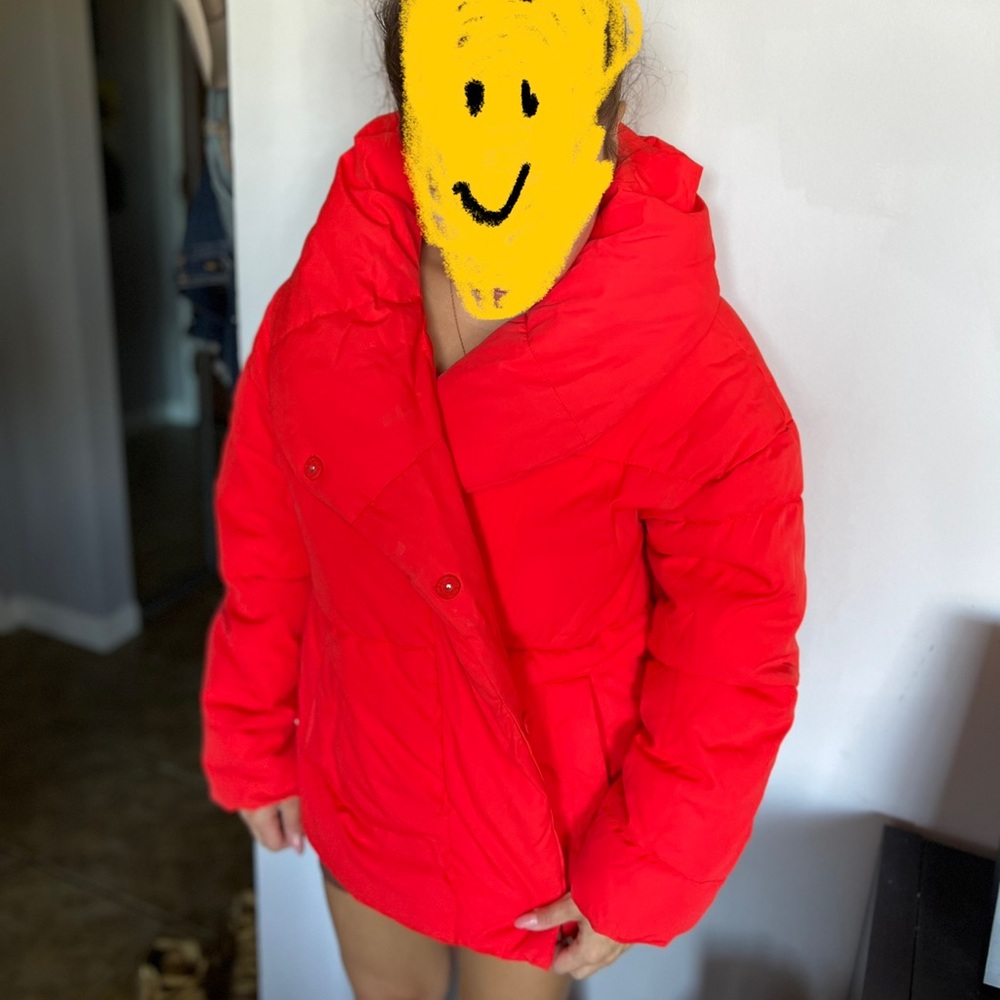 Oversized Bright red puffer jacket